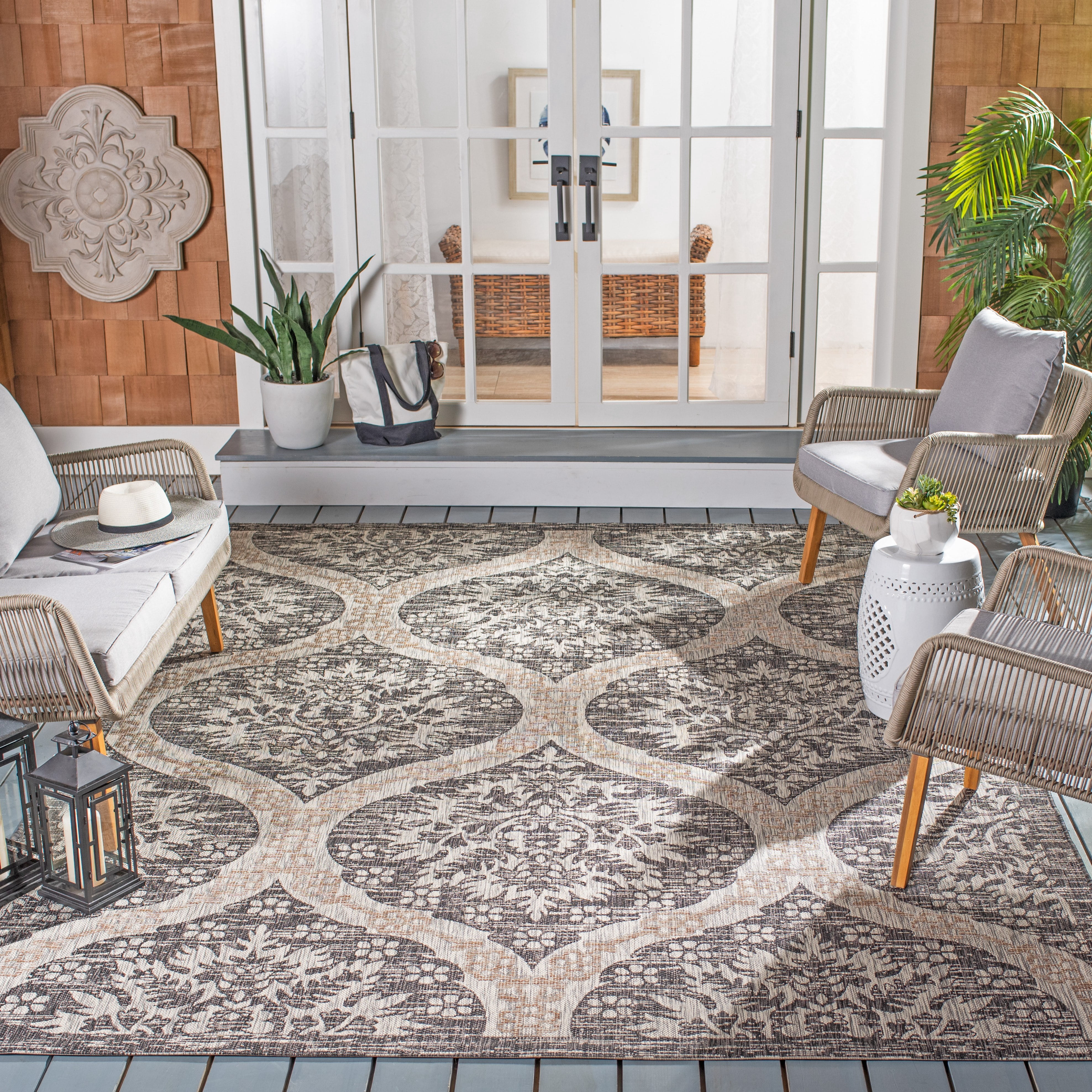 Safavieh Courtyard Tayler Geometric Indoor/Outdoor Area Rug, Black/Gray, 8' x 11'
