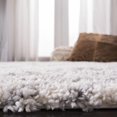 thumbnail image 2 of Safavieh Fontana Rida Tapis Peluche Shag, 2 of 9