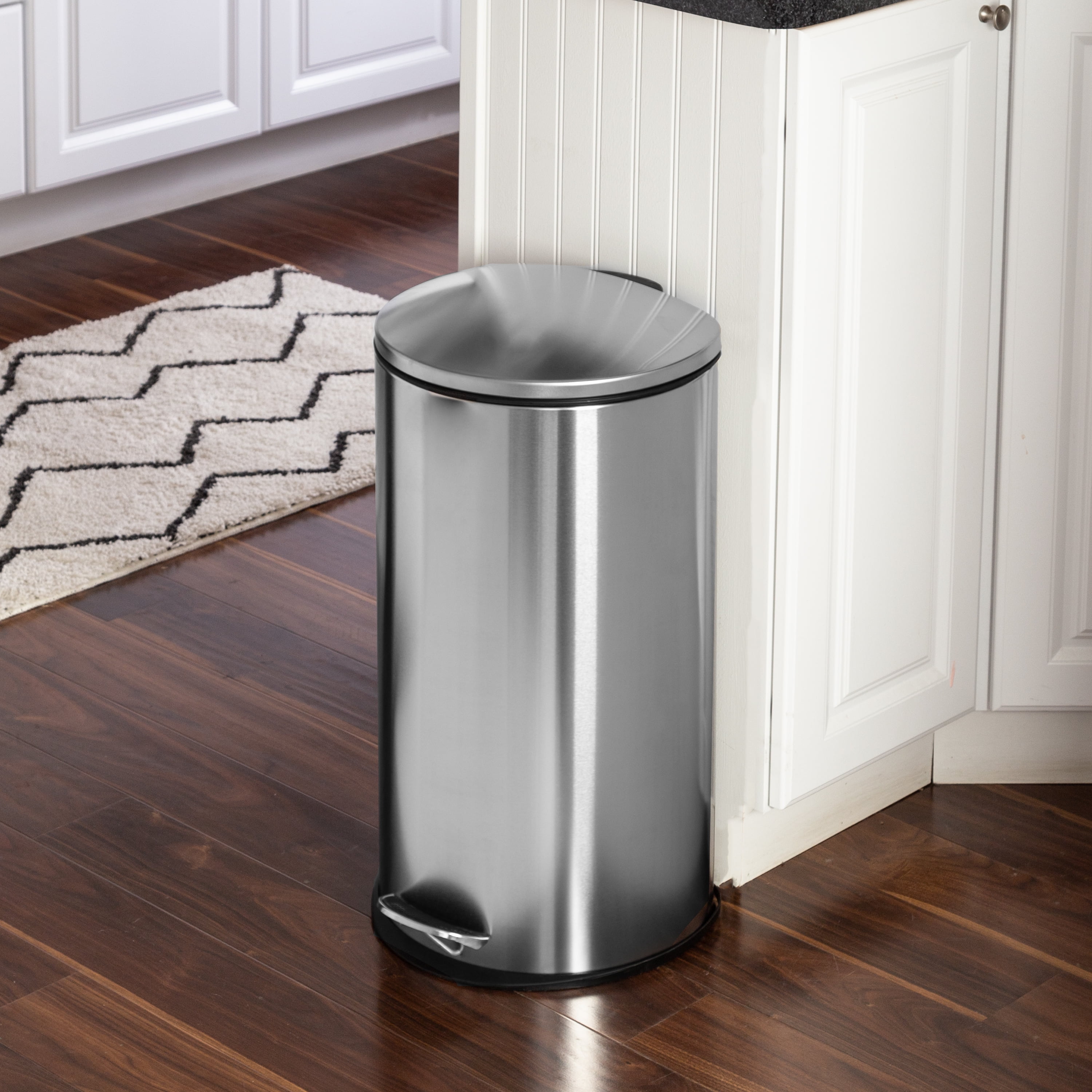  MevUs 7.9 Gallon Trash Can. Plastic Round Step Kitchen Trash  Can, Silver : Industrial & Scientific