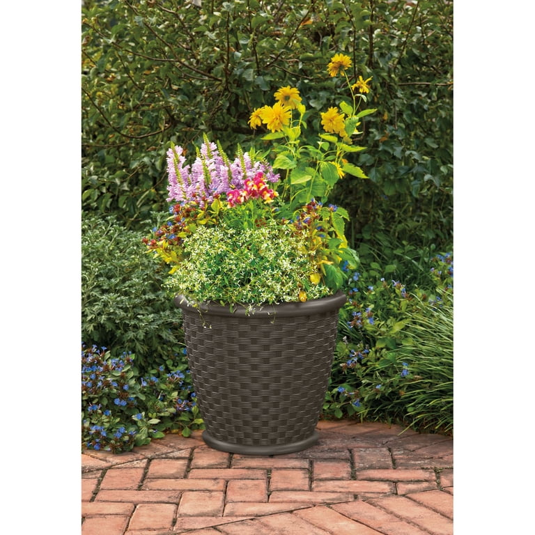 Suncast Sonora 22 Inch Resin Wicker Outdoor Large Porch Flower