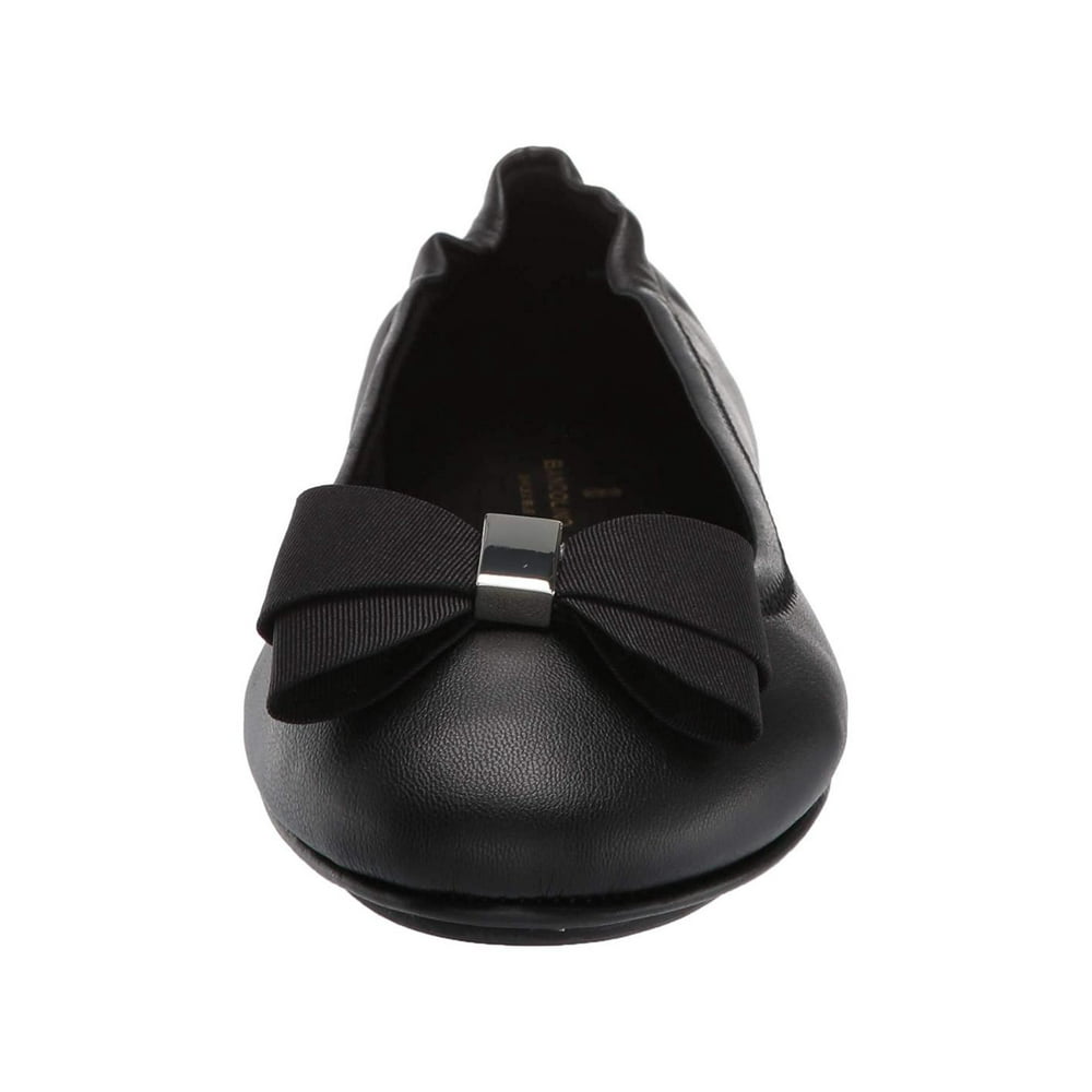bandolino flats for women