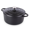thumbnail image 1 of Olla de hierro fundido con tapa – Cacerola esmaltada antiadherente, apta para horno hasta 260 °C – Resistente olla holandesa – Negra, 5 cuartos, 24 cm – de Nuovva, 1 of 5