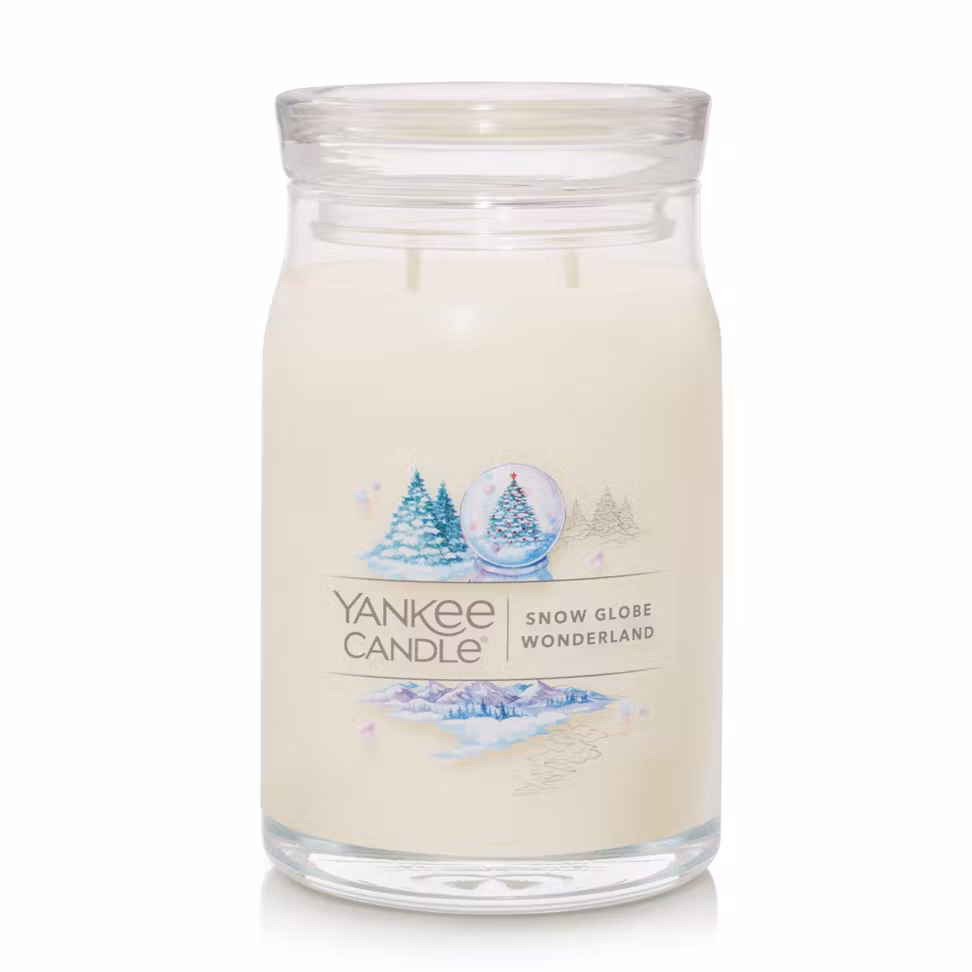 Yankee Candle Snow Globe Wonderland Large Signature Jar, 2 Wick 20 Ounces Candle