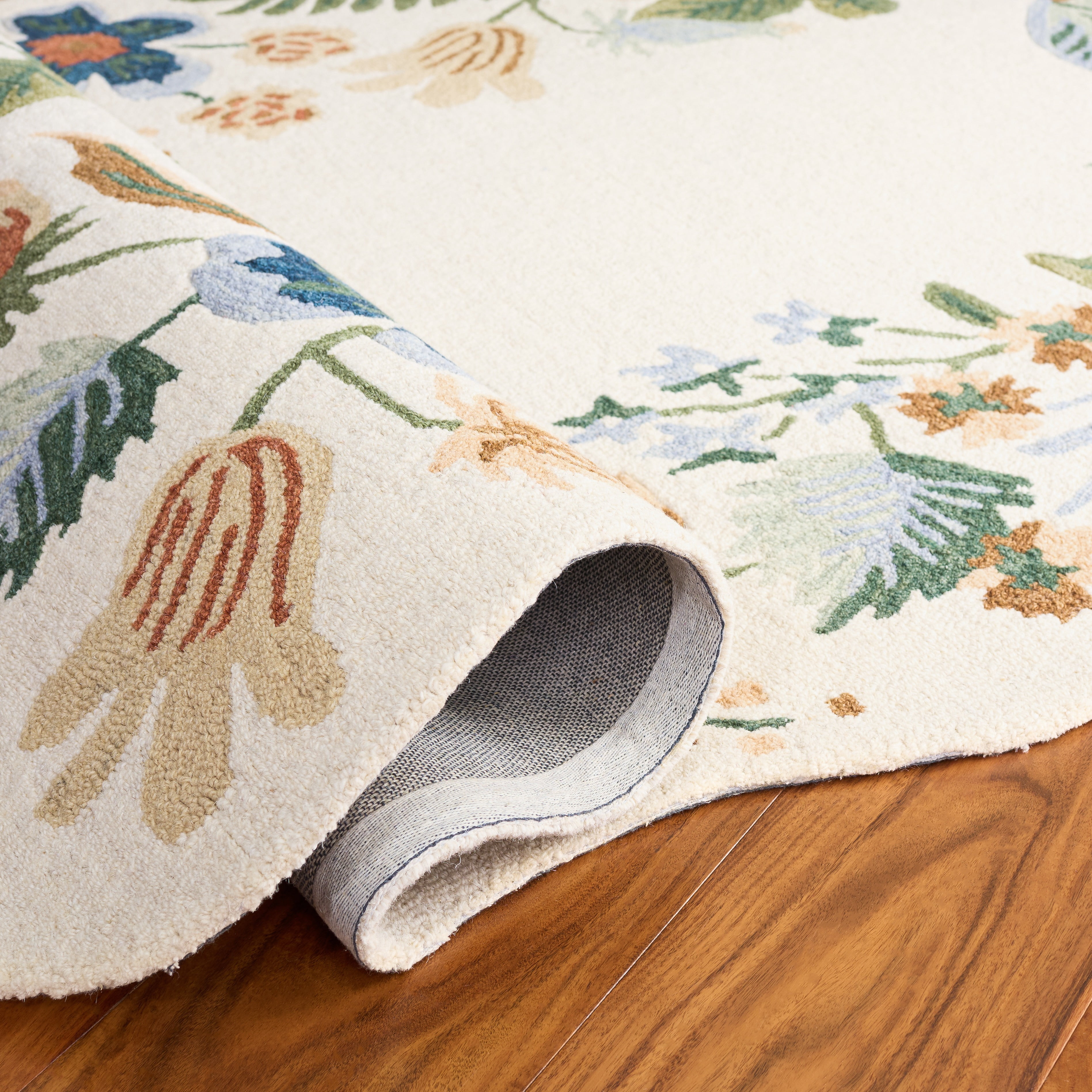 Safavieh Jardin Emalee Floral Area Rug, Ivory/Green, 9' x 12'