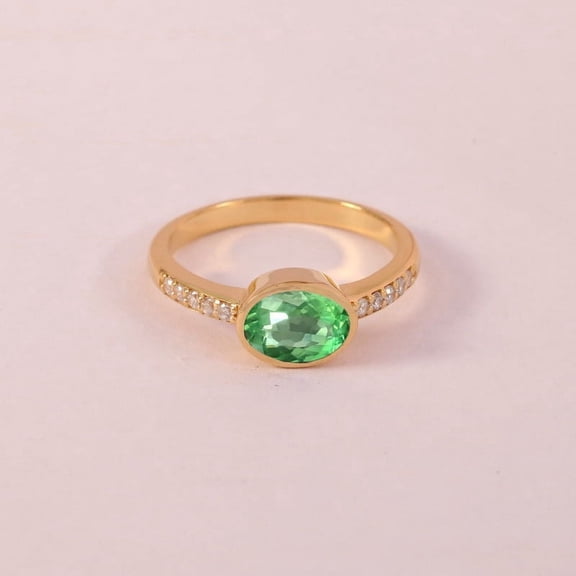 Oval Green Sapphire Ring, East West Ring, 925 Sterling Silver Bridal Ring, Delicate Ring, Stacking Band For Her.