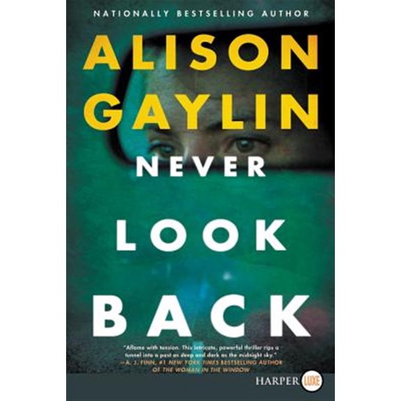 Pre-Owned Never Look Back, (Paperback)