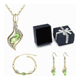 thumbnail image 2 of Conjunto De Collar, Aretes Y Brazalete Con Cristales Color Verde Malubero Malu1697, 2 of 3