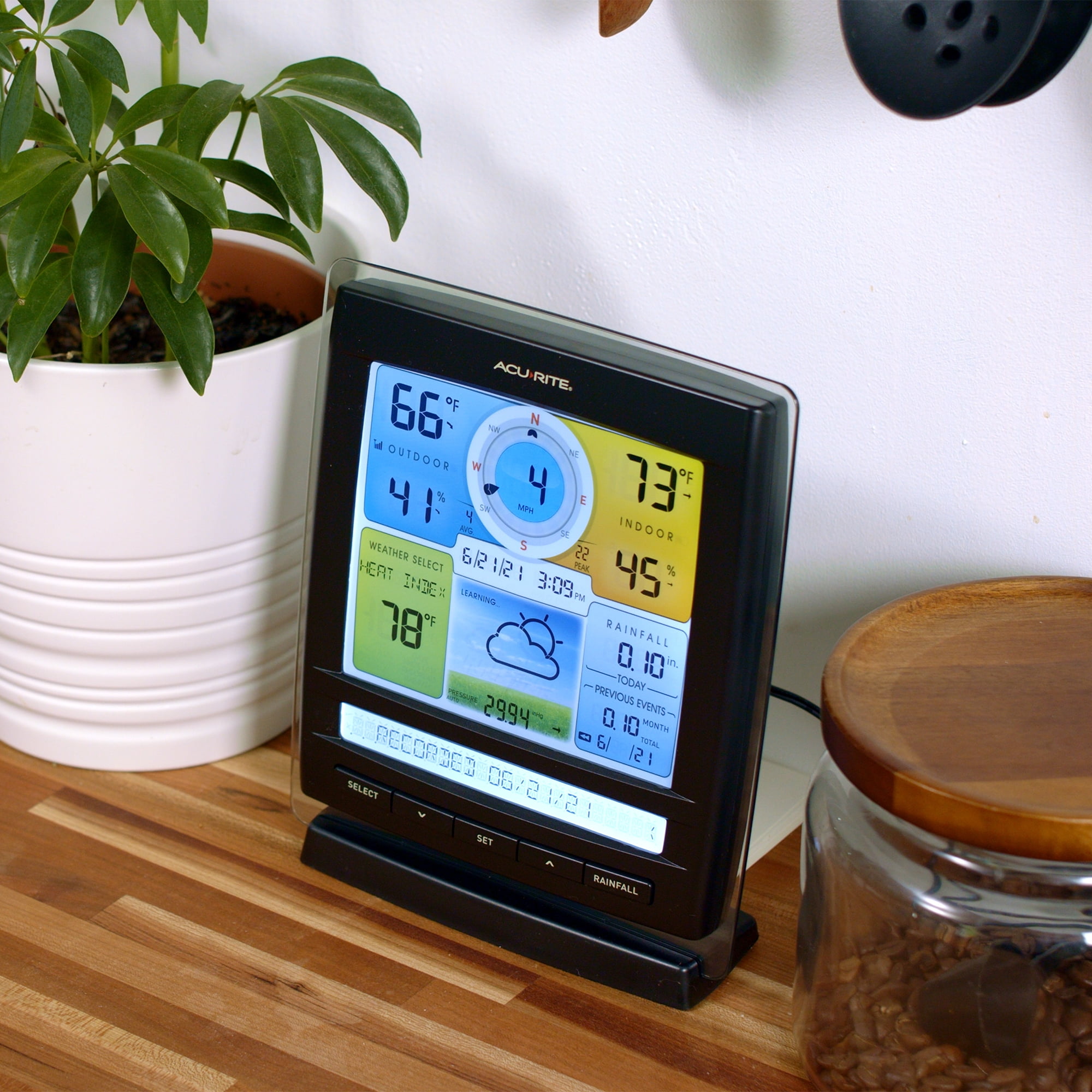 AcuRite Iris® (5-in-1) Indoor/Outdoor Wireless Weather Station with Built-in Barometer and Two Digital Displays (01078M)