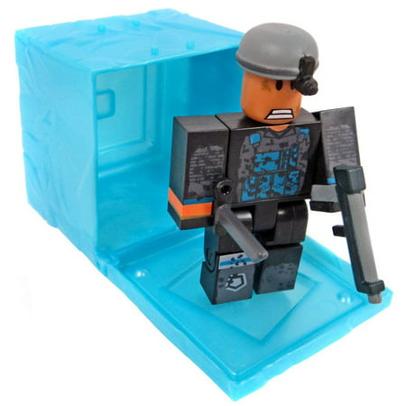 Roblox RED Series 3 Phantom Forces: Phantom Mini Figure [Blue Cube with Online Code] [No
