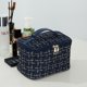 thumbnail image 2 of Pequeña bolsa de maquillaje con fragancia para mujer, versión coreana, gran capacidad, explosiva, bolsa de almacenamiento y baño portátil, 2 of 4