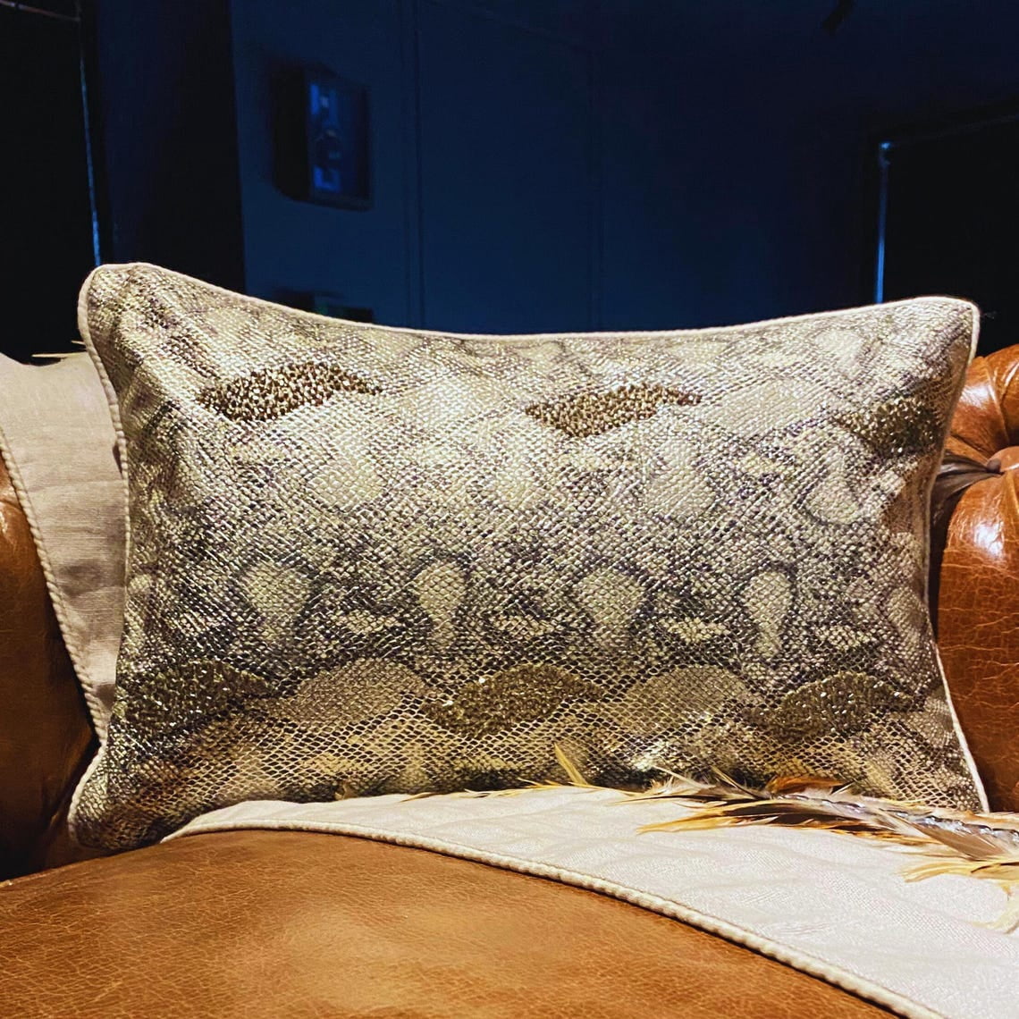 Decorative Gold 12"x24" (30x60 cm) Oblong Chair Pillow Case, Faux Leather Beaded Pattern Bed Pillow Cover, Animal Pattern Modern Style - Animal Bling