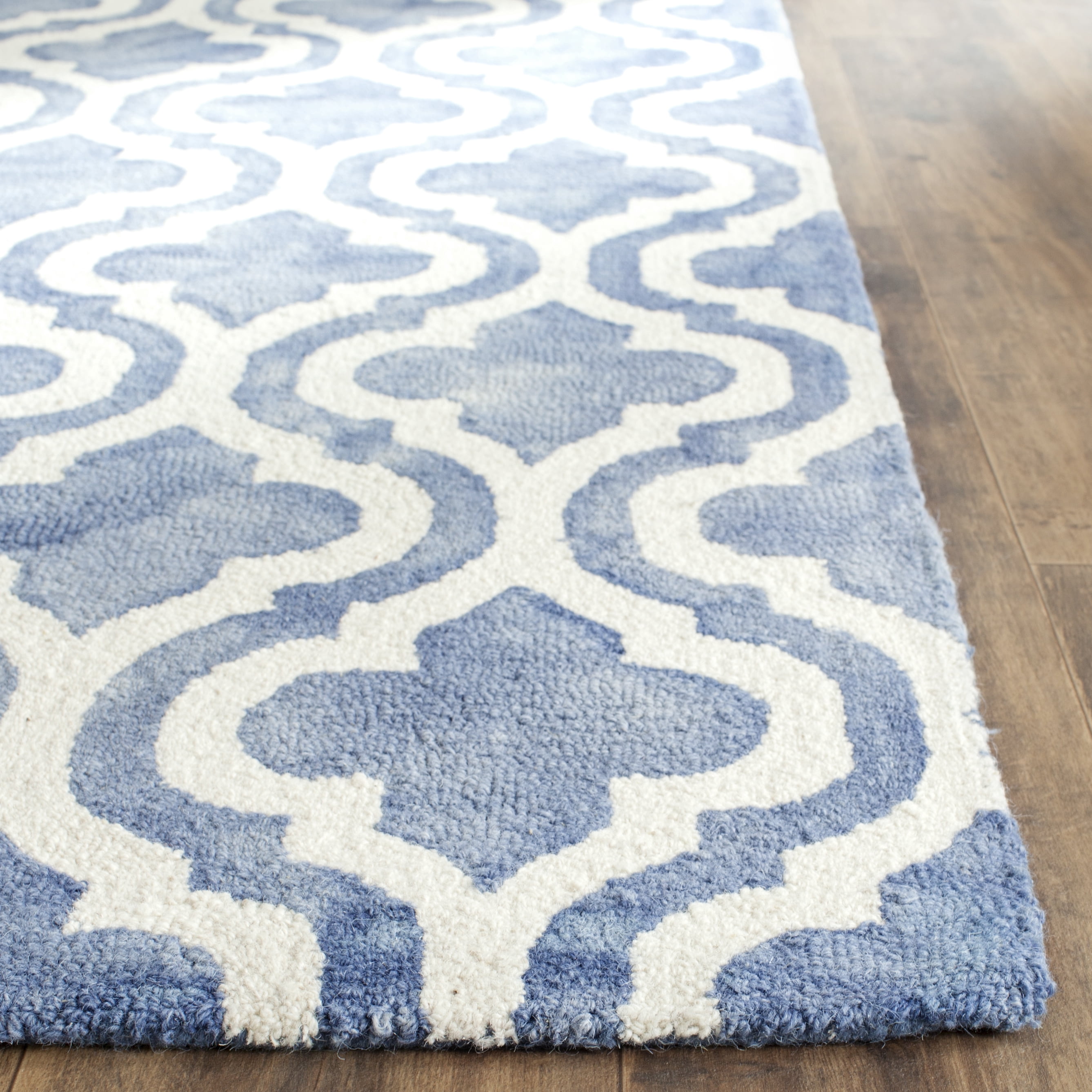 Safavieh Dip Dye Jolyon Geometric Wool Area Rug, Blue/Ivory, 6' x 9'
