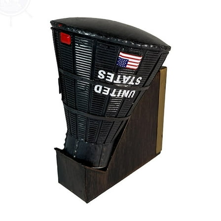 Old Modern Handicrafts Gemini IV Capsule Display Model