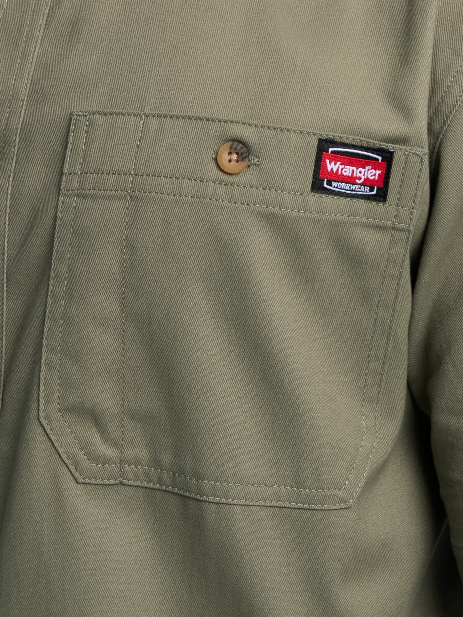 Wrangler Workwear Men’s Short Sleeve Durable Twill Pen Pocket Work Shirt, size S-3XL