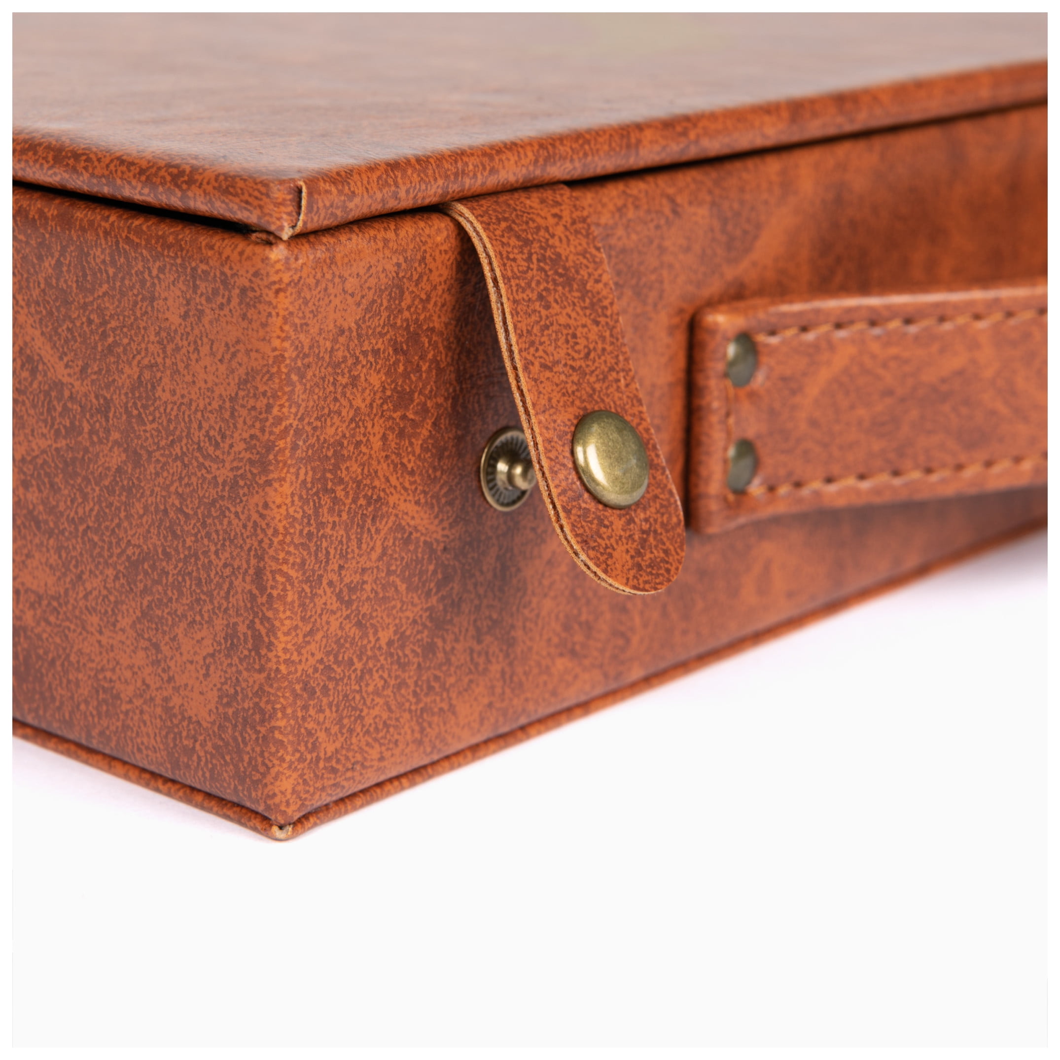 Spin Master Games, Yellowstone, 200-Piece Poker with Custom Carrying Case, Ages 16 and up