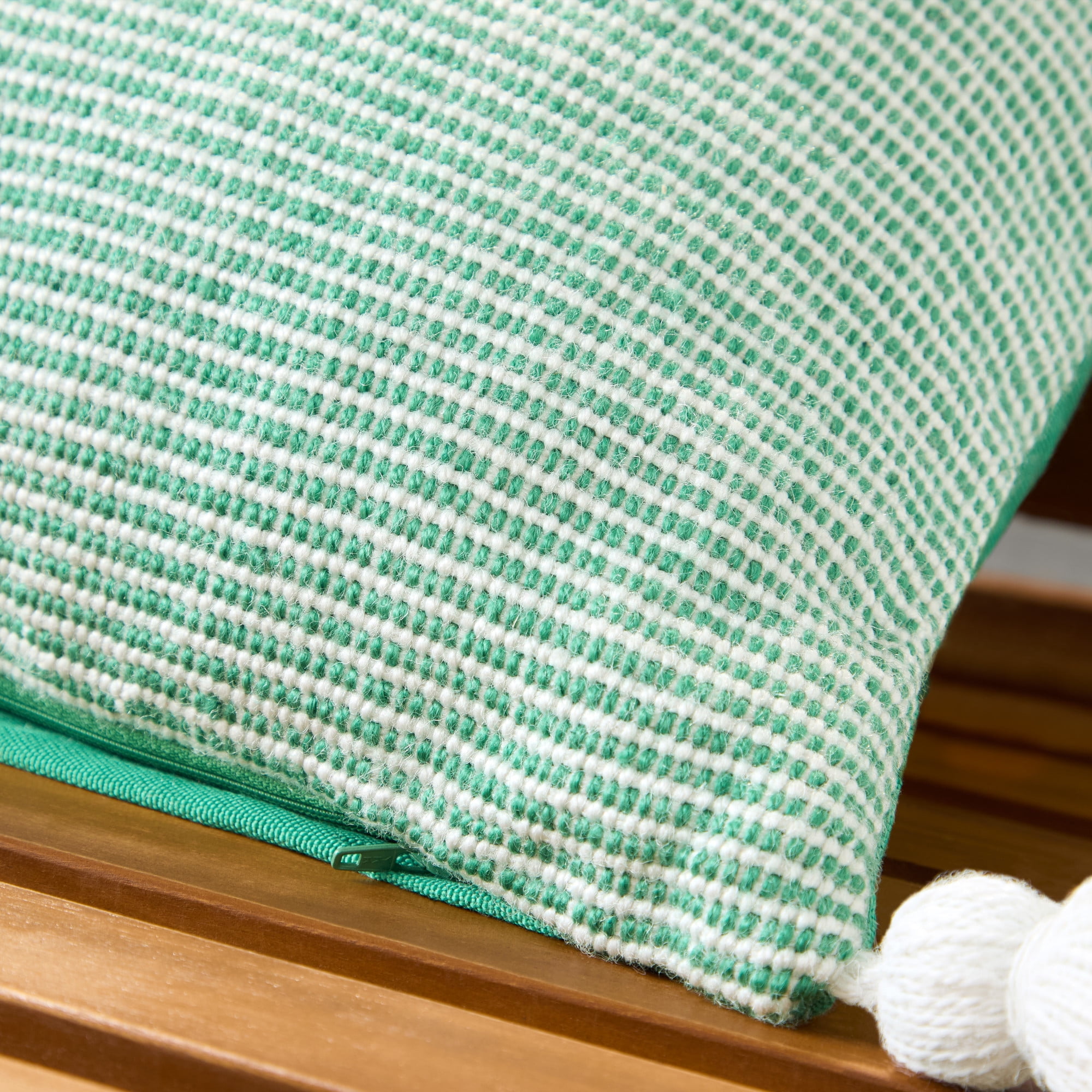 TOWN & COUNTRY TERRA Alara Ribbed Texture Handcrafted Indoor Outdoor Decorative Pillow, 100% Recycled Materials, UV Fade Resistant, Water Repellent, Green/Ivory, 20"x20"