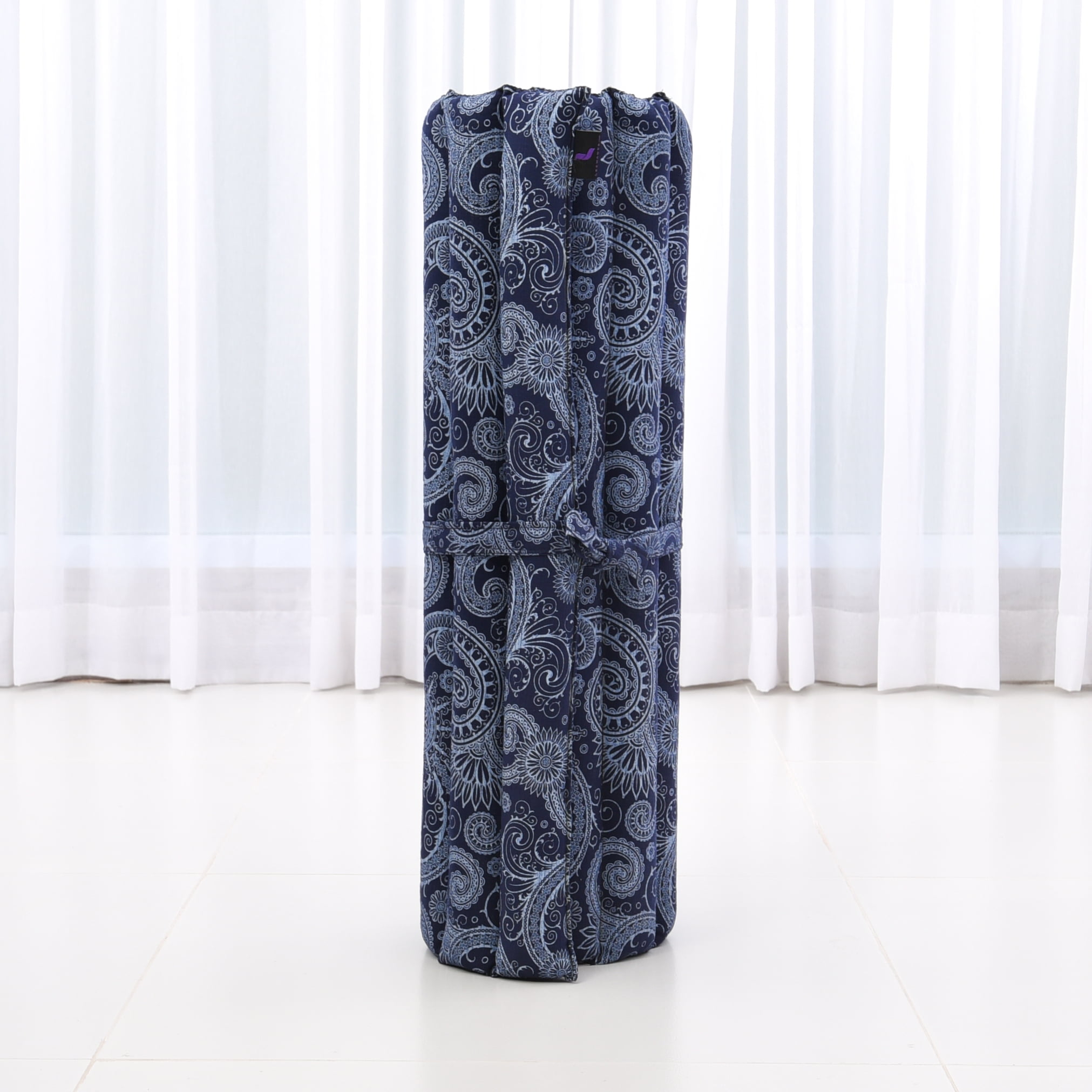 Leewadee Zabuton Seating Cushion – Square Floor Seat for Meditation Exercises, Light Yoga Mat Filled with Kapok, 28 x 28 inches, Blue White