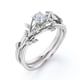 thumbnail image 4 of JeenMata Anillo de Bodas Solitario de Moissanita de Corte Redondo con Diseño de Enredadera de Hojas de 0,5 Quilates y 4 Puntas Engastado en Oro Blanco de 18 K sobre Plata, 4 of 10