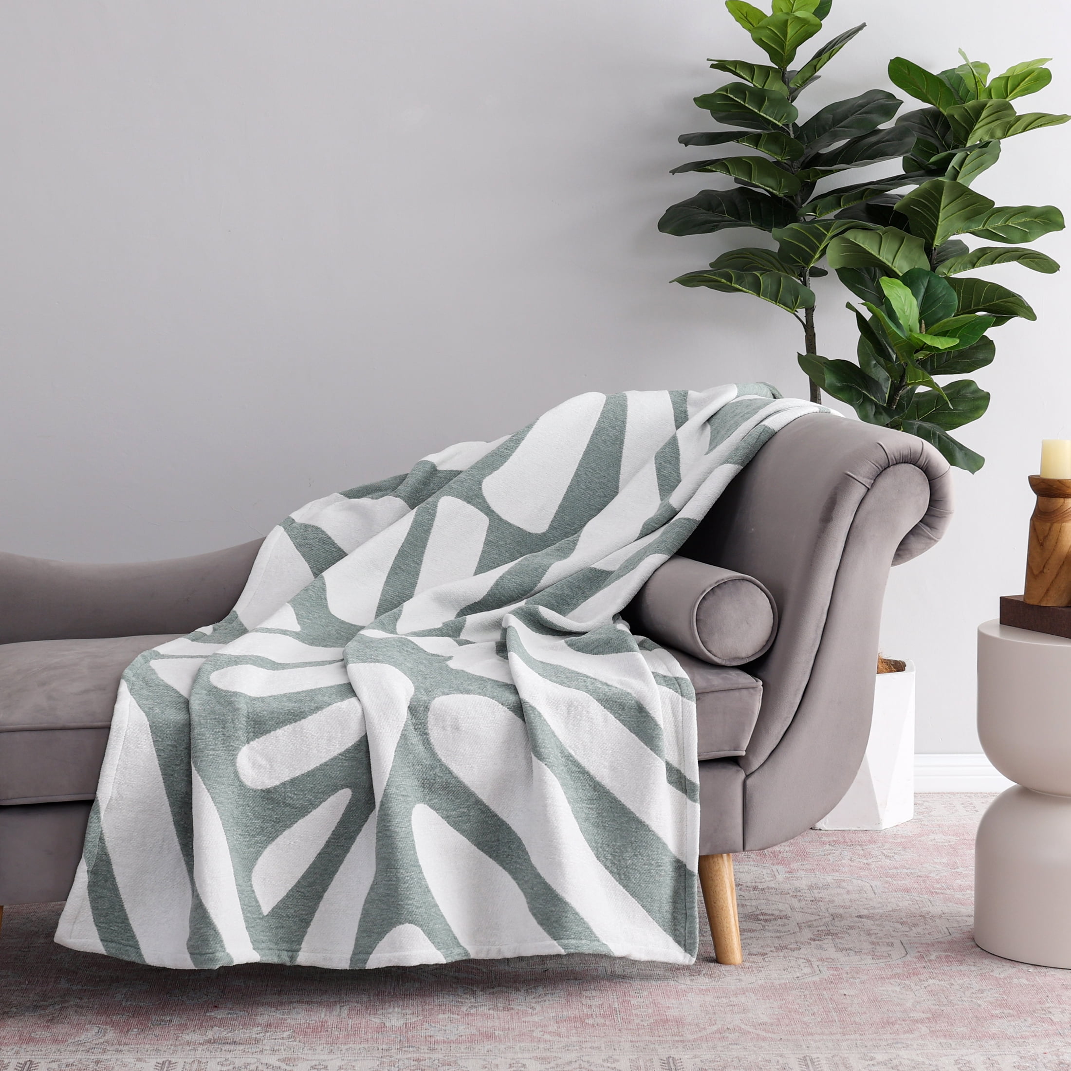 Better Homes & Gardens Chenille Jacquard Throw Blanket, Soft Sea, 50 in x 72 in