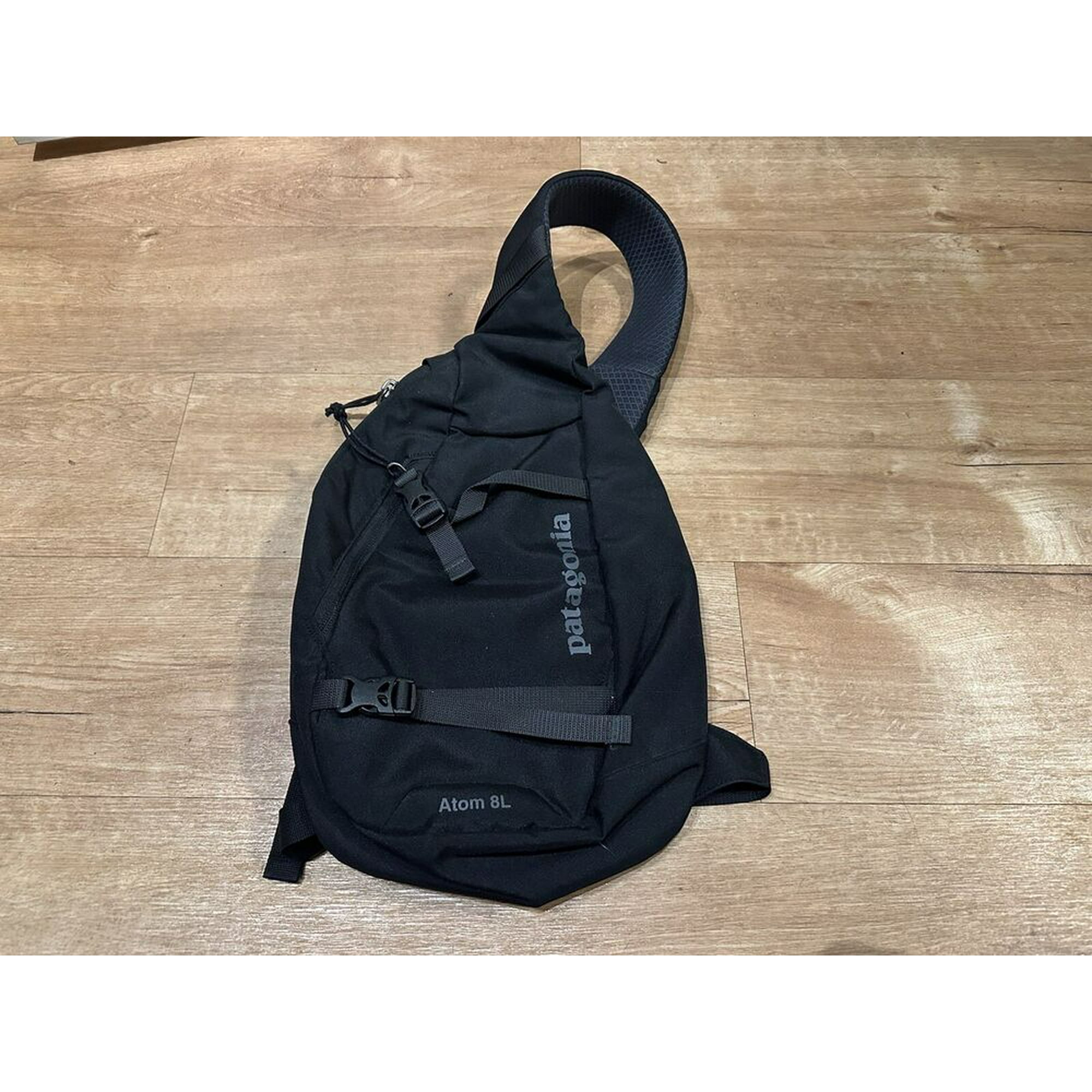 Patagonia Atom Sling 8L 48261 Shoulder Bag Backpack Black Nylon Multi Pocket Walmart