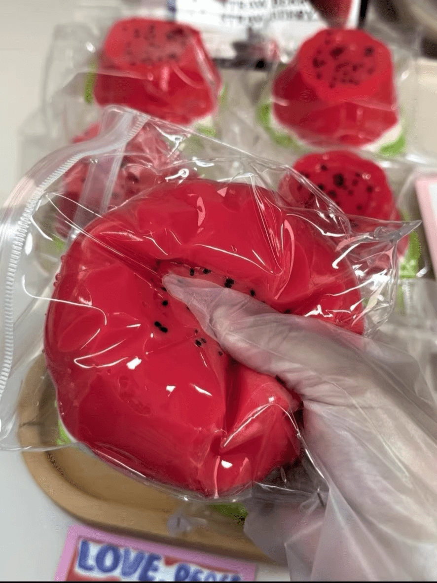 QDDLGRUI Taba Squishy Pink Kawaii Handmade Big Watermelon