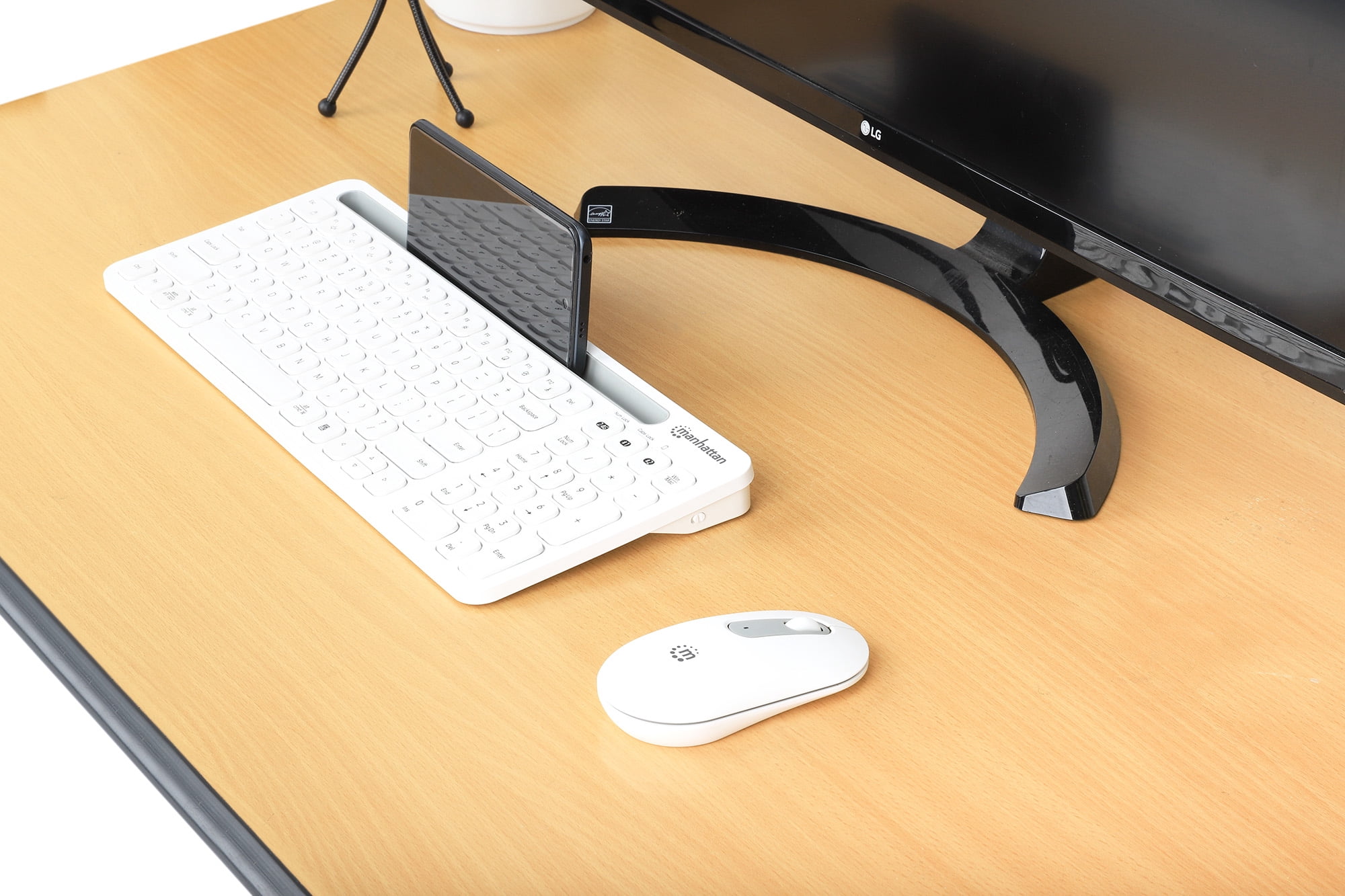 Manhattan Dual-Mode Wireless Keyboard and Mouse Combo Set, 2.4 Ghz and Bluetooth,  Ambidextrous Optical Mouse, White
