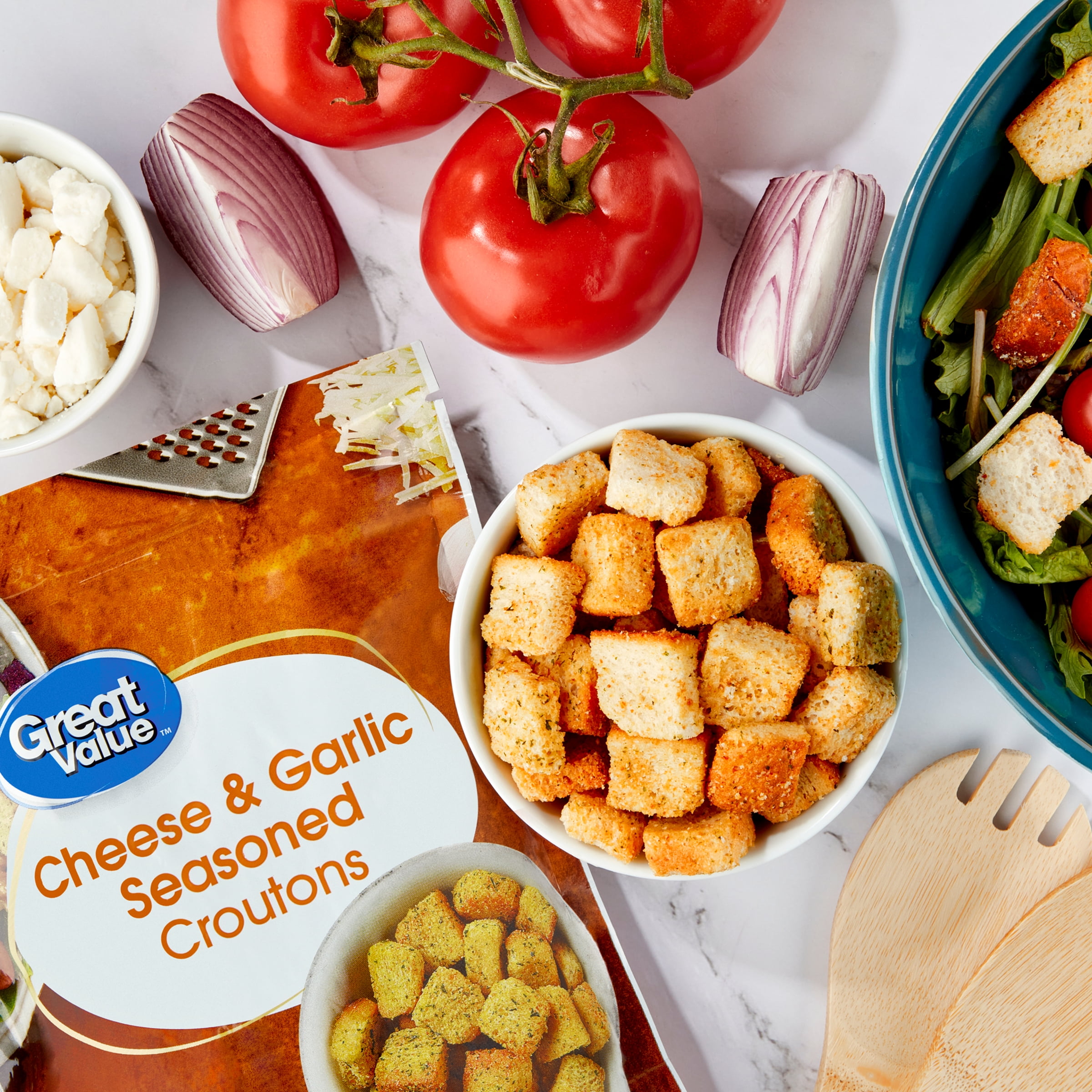 Great Value Cheese & Garlic Seasoned Croutons, 5 oz Resealable Bag