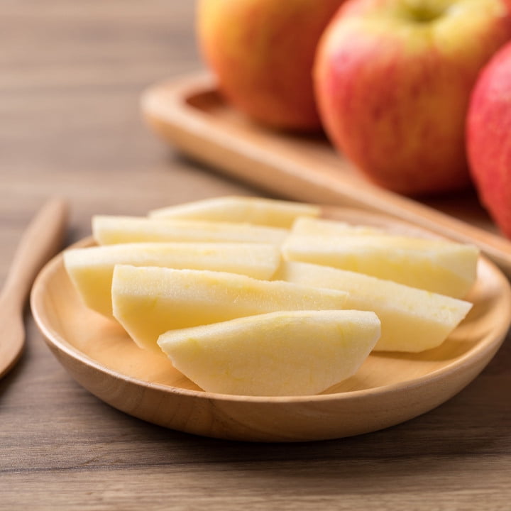 Freshness Guaranteed Fresh Cut Peeled Sweet Red Apple Slices, 24 oz Bag
