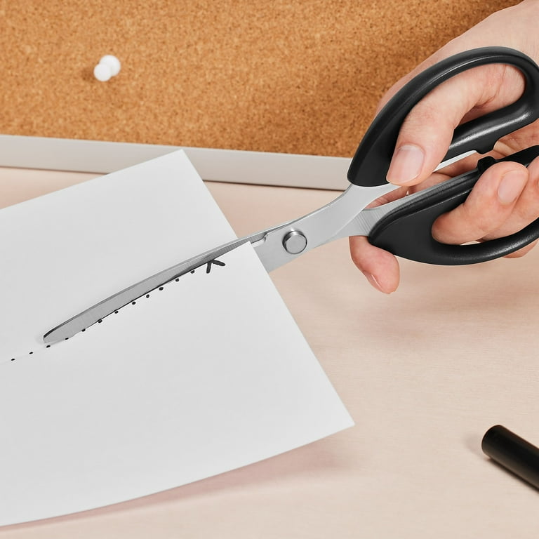 Left handed on sale scissors staples