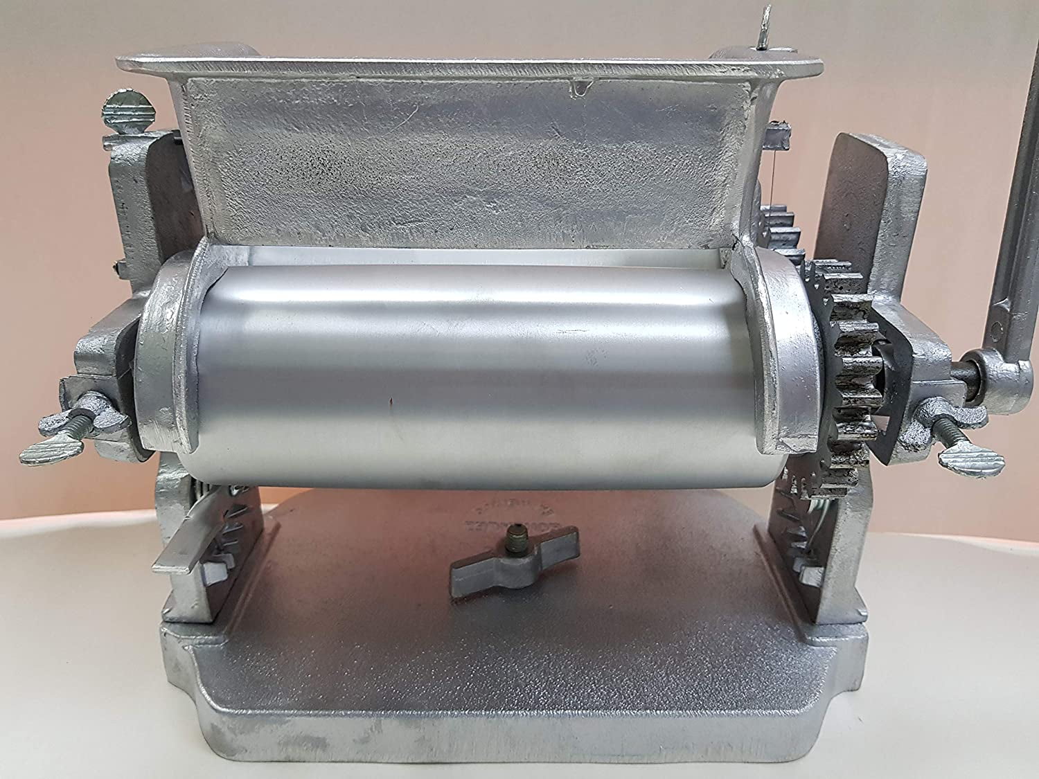 Made in Mexico Manual Corn Tortilla Maker GONZALEZ Maquina