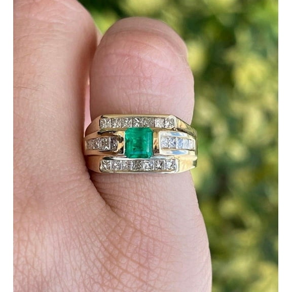 beryl_creation 2.00 Ctw Princess Cut Emerald And White Diamond Wedding Anniversary Band Ring 14K Yellow Gold Plated 925 Sterling Silver 925 Sterling Silver -4.5