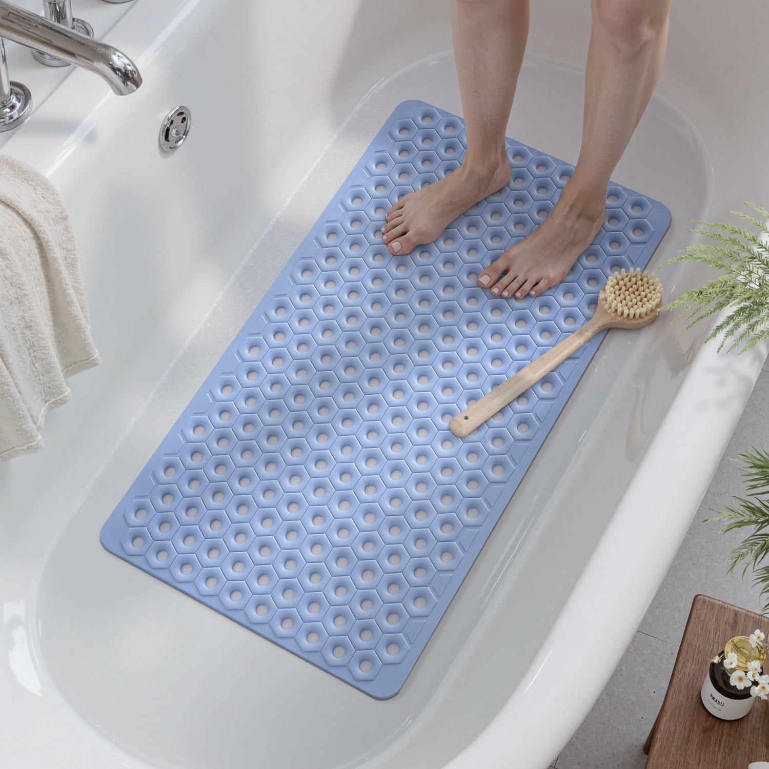 VUNATE 2-Piece Shower Mat Non Slip Bath Mat for Tub and Shower Floor Mat Machine Washable Bathtub Mat with Suction Cups and Drain Holes Shower Mat for Bathtub 15.5"x27.5" Bathroom Accessories