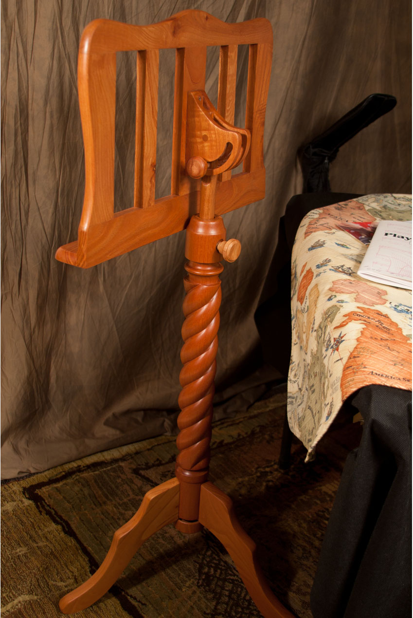 Roosebeck Single Tray Spiral Red Cedar Music Stand