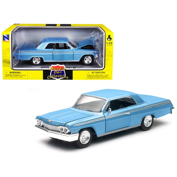 1962 Chevrolet Impala SS Blue 1/25 Scale Diecast Model Car by New Ray