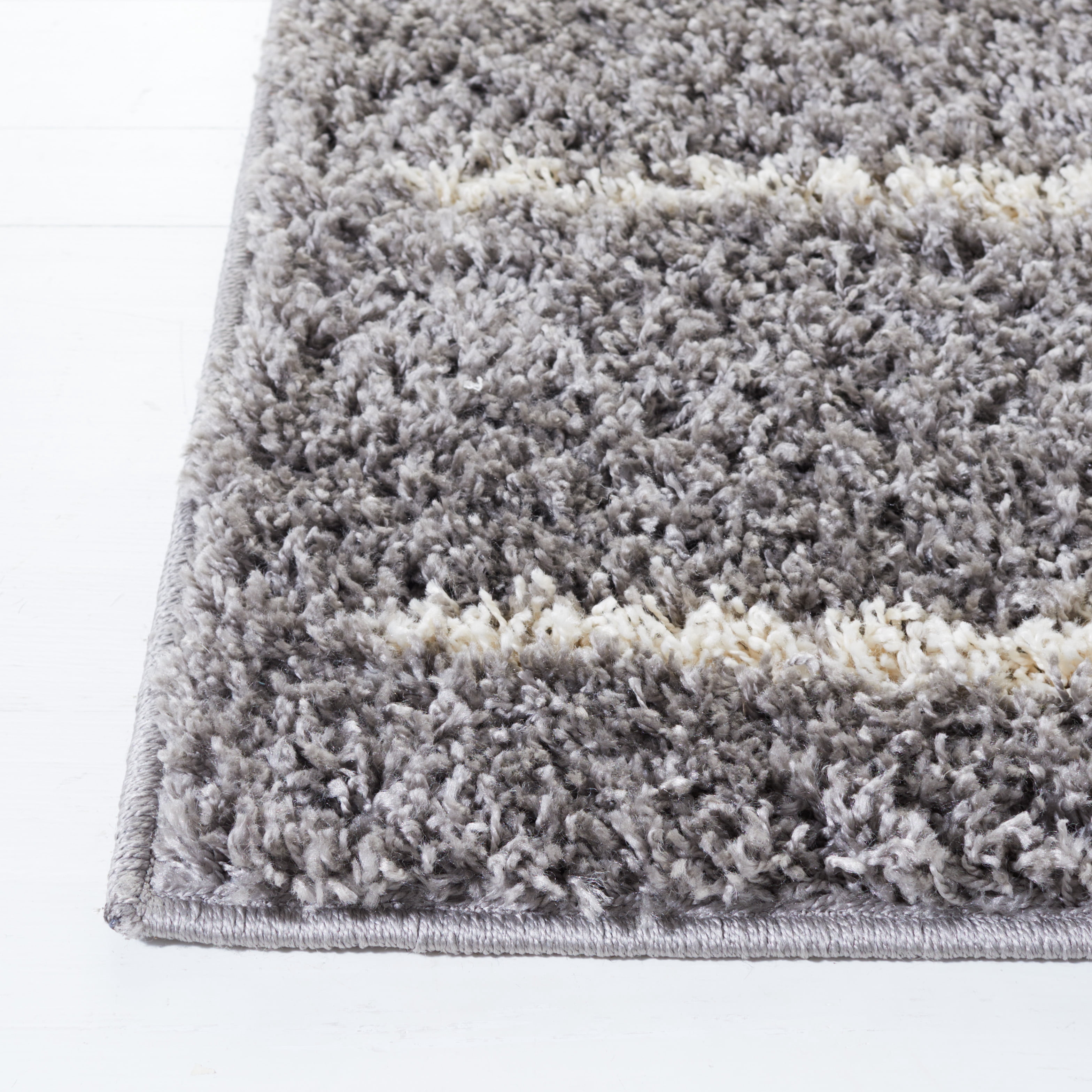 SAFAVIEH Venus Anuki Striped Shag Runner, 2'2" x 8', Grey/Ivory