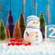 thumbnail image 4 of Árboles de Navidad Yoyauz, 16 miniárboles de Navidad artificiales, pinos en miniatura, 4 tamaños, árboles de sisal con base de madera, árboles de cepillo para botellas, árbol de Navidad de mesa para, 4 of 5