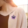 thumbnail image 4 of Broche para mujer con flores y cristal morado., 4 of 5