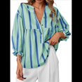 thumbnail image 3 of Blusa de Verano A Rayas con Cuello en V y Mangas Abullonadas para Mujer, Estilo Babydoll, Holgada e Informal Verde L, 3 of 9