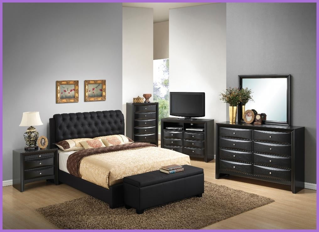 King Size Modern Platform Bed Frame with Robust Construction - Black for Master Bedroom Relaxation