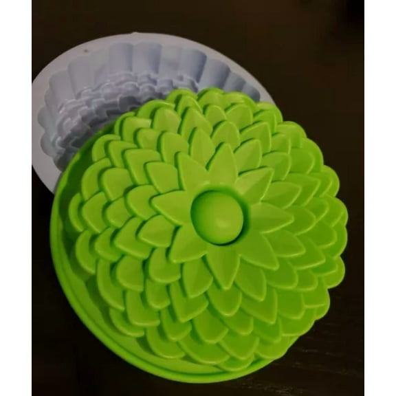 Flower Shape Silicone Cake Mold