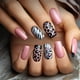 thumbnail image 1 of Juego de 24 pegatinas for uñas postizas removibles, a la moda, con estampado de leopardo rosa y rayas de longitud media, 1 of 4