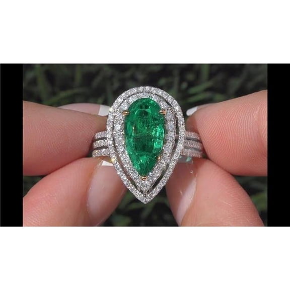 5 CT Beautiful Pear Green Emerald Diamond Ring, 14K White Gold - Size 6.5