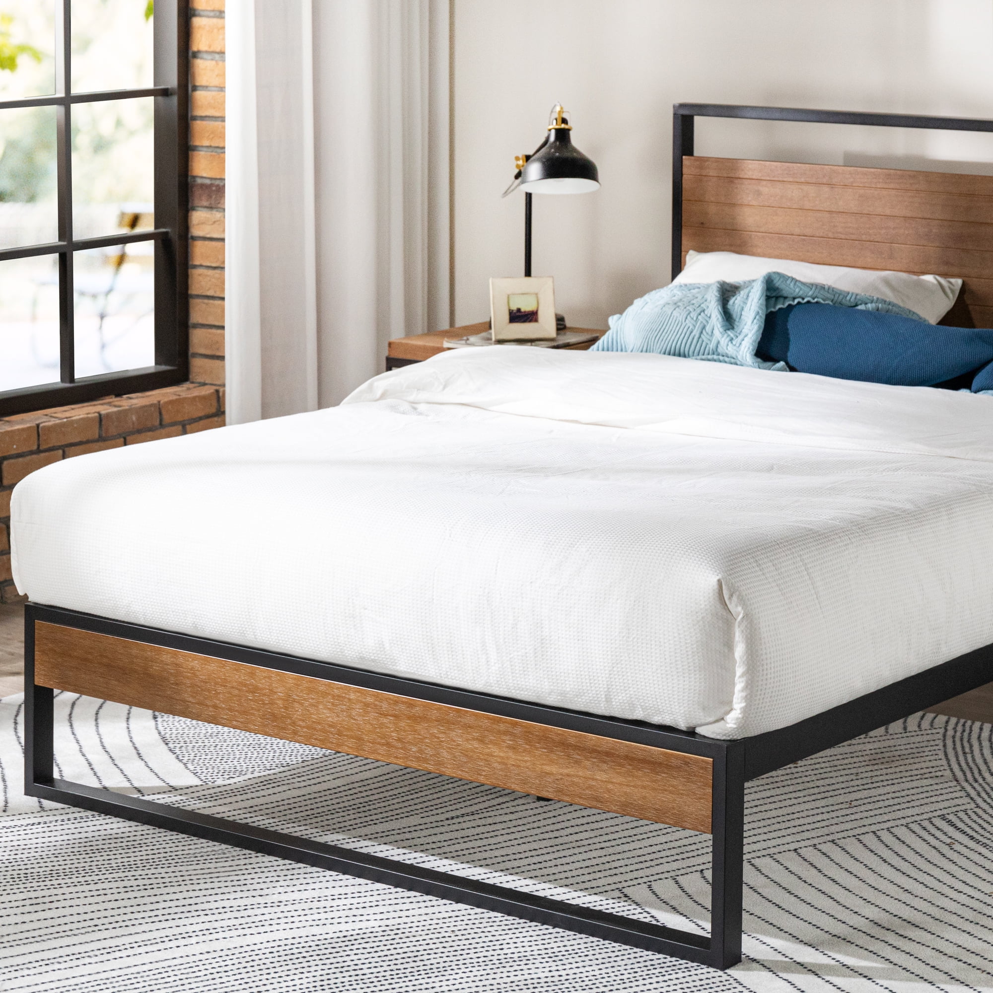 ベッド/マットレス  Wooden bed with mattress Amazon.com: Topjia Scandinavian Bed - Solid Wood Japanese