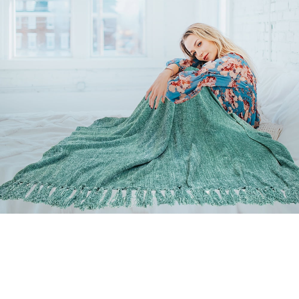 PAVILIA Teal Green Chenille Throw Blanket for Couch, Soft Turquoise Knit Blanket with Tassel Fringe, Woven Chenille Knitted Decorative Blanket for Sofa Bed Living Room, Decor Gift, 50x60