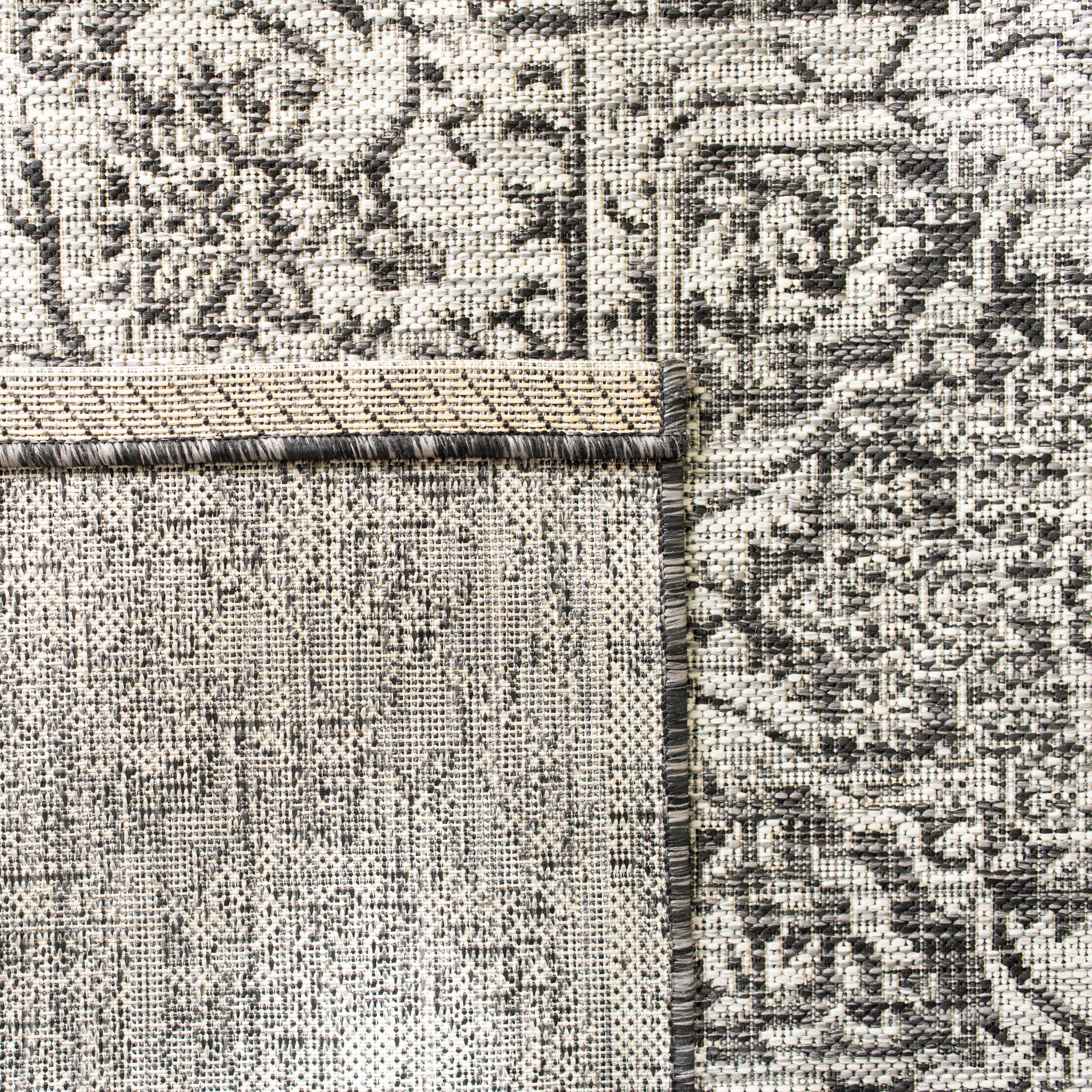 Safavieh Courtyard Joey Medallion Indoor/Outdoor Runner Rug, Slate/Gray, 2'3" x 10'