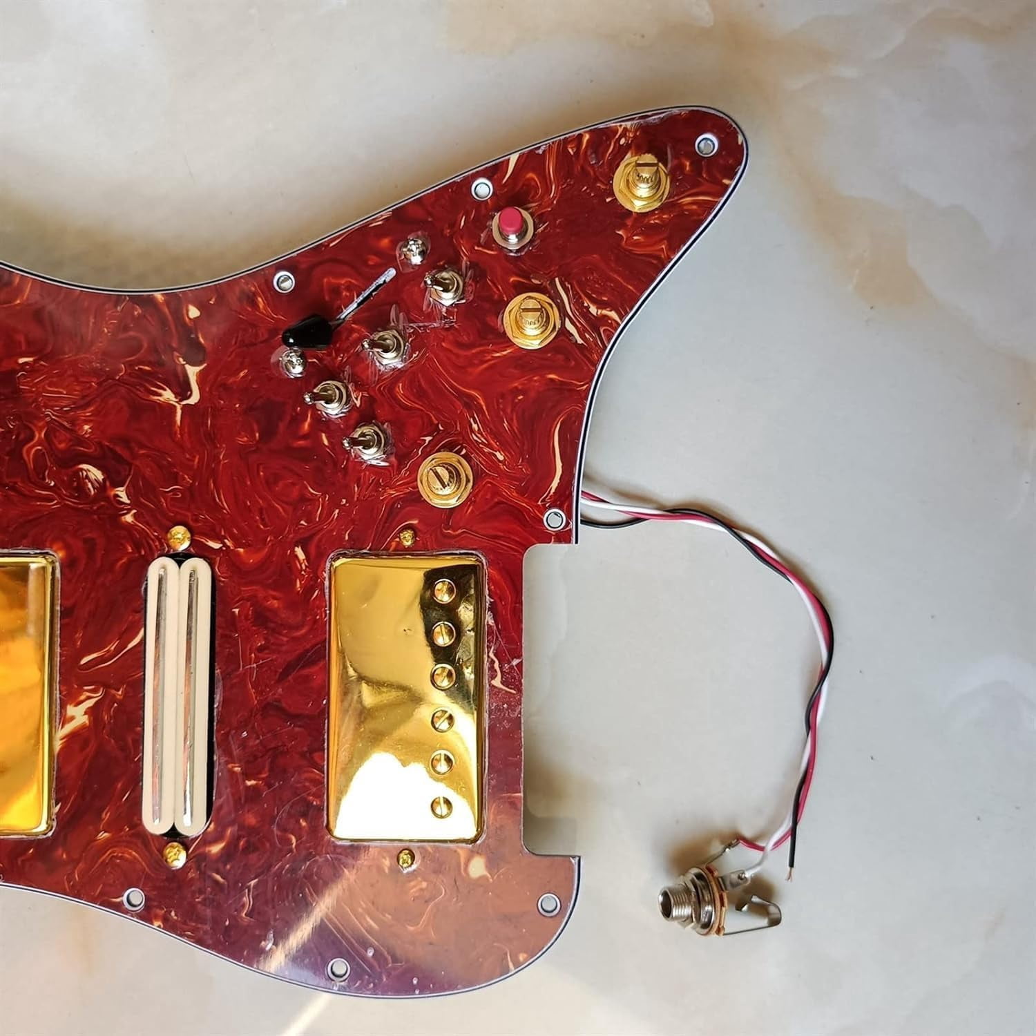 HSH Prewired Guitar Strat Pickguard Set, Gold Alnico 5 Humbucker Pickups Coil Splitting Switch Multi Switch Harnesses,For Fender ST Electric Guitar Part Replacement