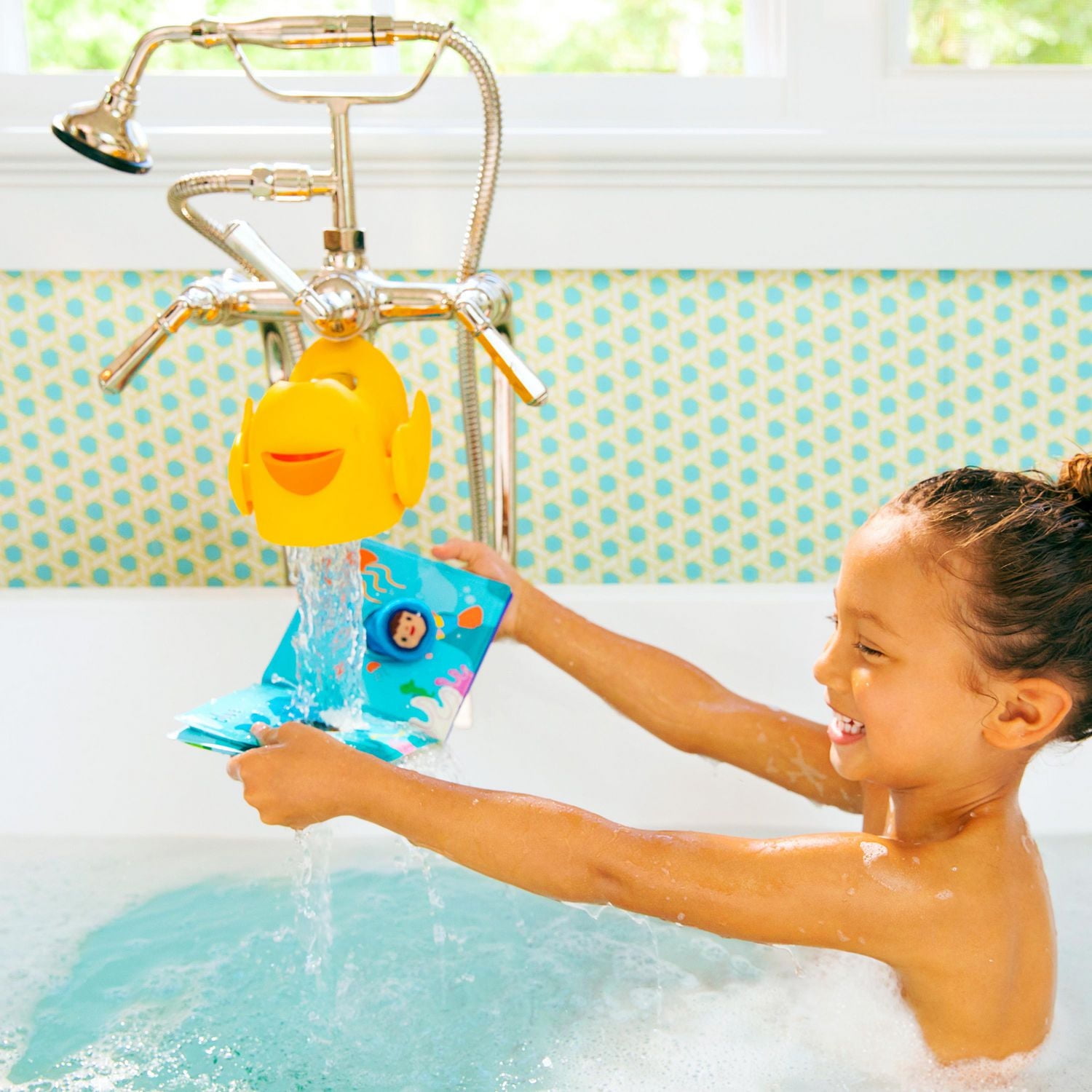 Munchkin Bubble Beak Bath Spout Cover Safety Guard, Yellow