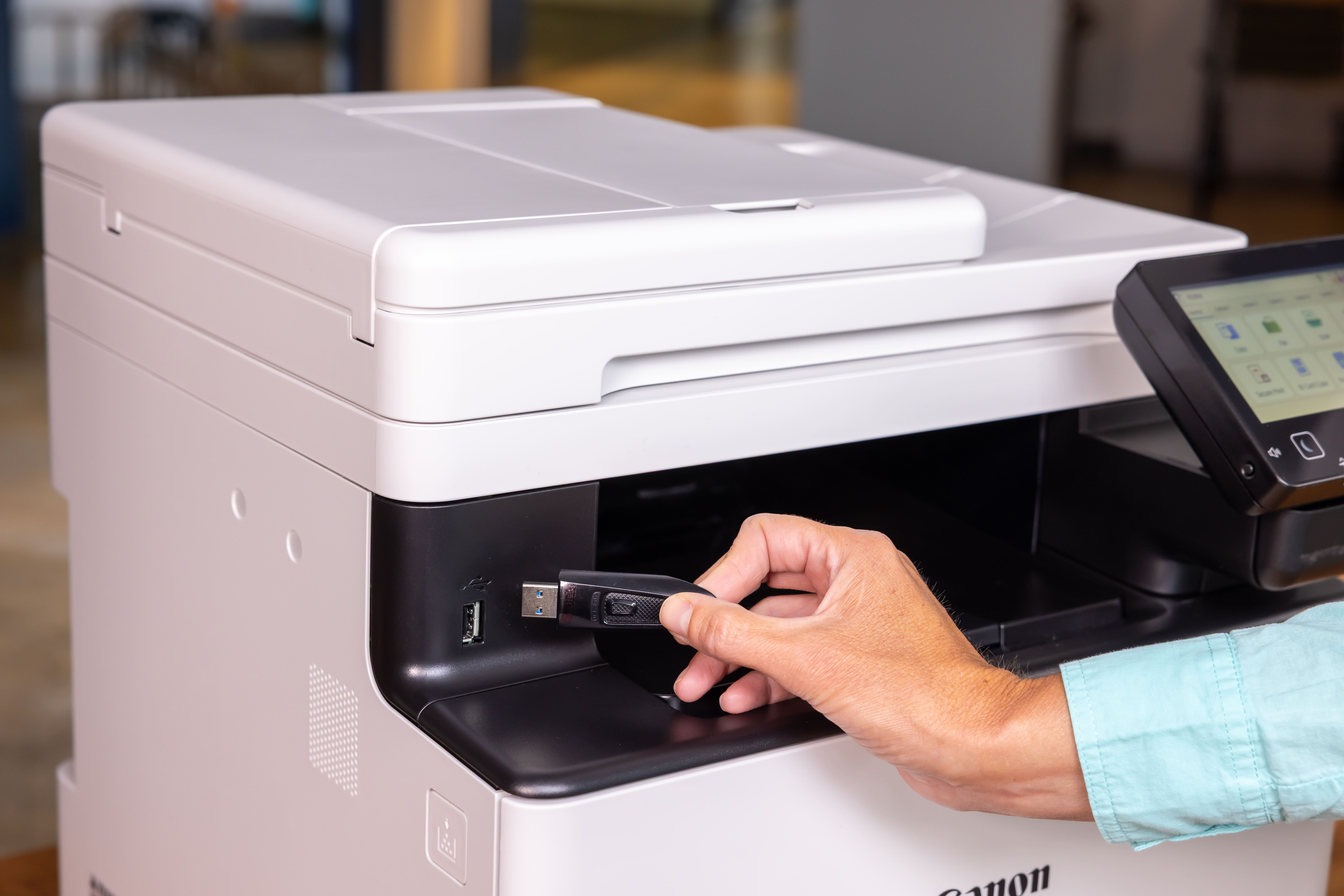 Imprimante laser couleur multifonction sans fil Canon imageCLASS MF753Cdw II
