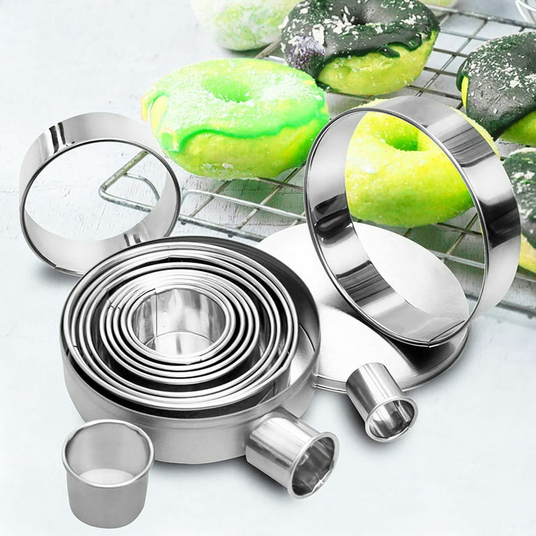 Hariumiu Kitchen Round Cookie Biscuit Cutter Set 14 Pieces Graduated Circle  Pastry Cutters Stainless Steel Cookie Cutters 1- 4.6 Donut Cutter Ring