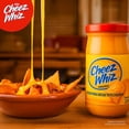 thumbnail image 4 of Queso fundido Cheez Whíz tipo cheddar untable 235 g, 4 of 4